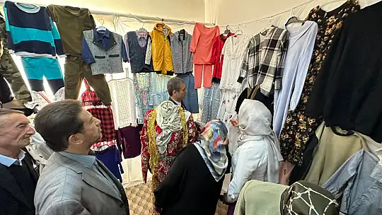 Gürpınar'da 26 Kursiyer Eserlerini Sergiledi