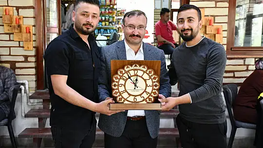 Emet Belediyesinden Emekli Personel Onure Edildi