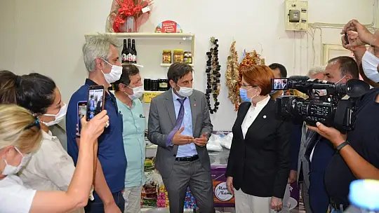 Akşener' Küçük Esnafı Bitiren Büyük Marketler İçin Kanun Düzenlenmelidir'