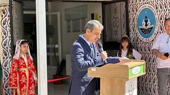 Emet Halk Eğitim 261 Kursta 5835 Kursiyere Belge Verdi