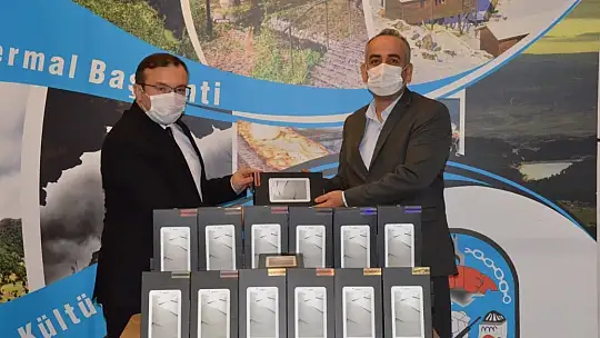Emet Belediyesinden Uzaktan Eğitime Destek 100 Tablet