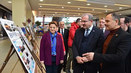 10 Ocakta Protokol Çalışan Gazeteciler İçin Fotoğraf Maiknalarının Başına Geçti