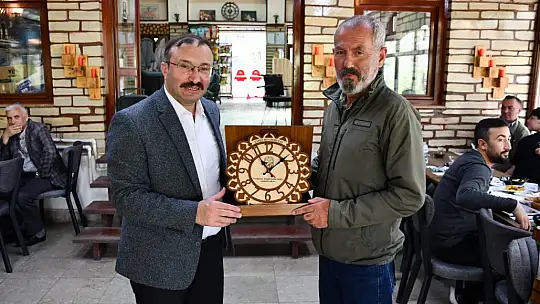 Emet Belediyesinden Emekli Personel Onure Edildi