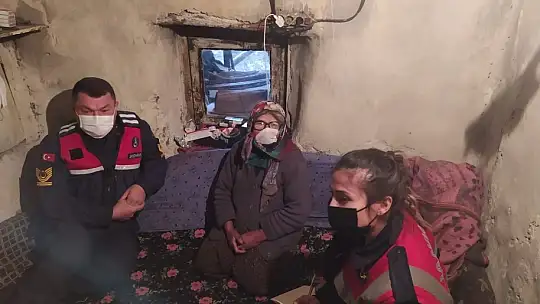 55 Yıl Önce Gelin Geldiği Köyde Harabe Evi Jandarmanın farkındalığıyla Yenilendi