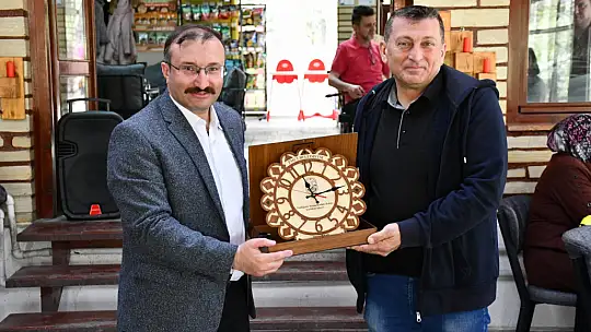 Emet Belediyesinden Emekli Personel Onure Edildi