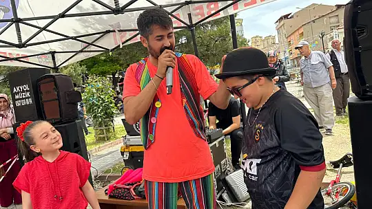 Karne Sevincini Belediye Karne Şenliği İle Kutladılar