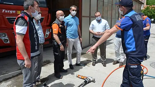 Afat'tan Emet Belediyesine Acil Durum Malzeme Desteği