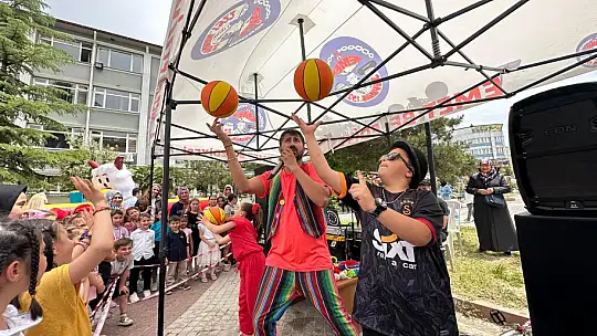Karne Sevincini Belediye Karne Şenliği İle Kutladılar