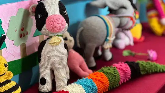 Gürpınar'da 26 Kursiyer Eserlerini Sergiledi