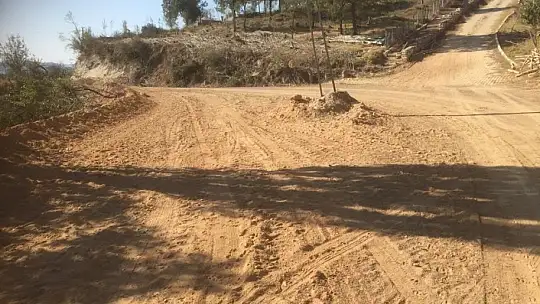 Eğrigöz'de 6 km'lik Yol Alt Yapı Çalışması Sürüyor