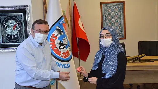 Yeni Hafızlarımıza Emet Kaymakamlığı ve Emet Belediyesinden Ödül