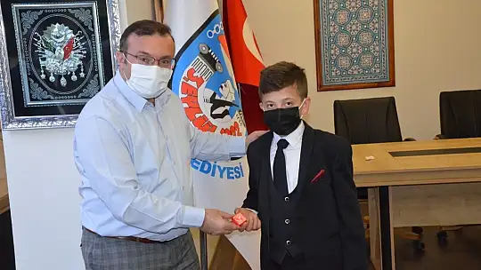 Yeni Hafızlarımıza Emet Kaymakamlığı ve Emet Belediyesinden Ödül