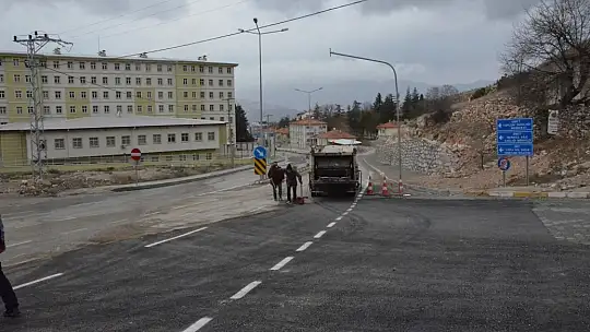 650 Metrelik Emet İlçe Giriş Yolunun 500 metresi Tamamlandı