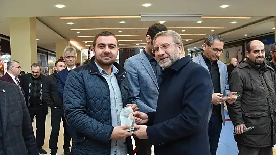 10 Ocakta Protokol Çalışan Gazeteciler İçin Fotoğraf Maiknalarının Başına Geçti