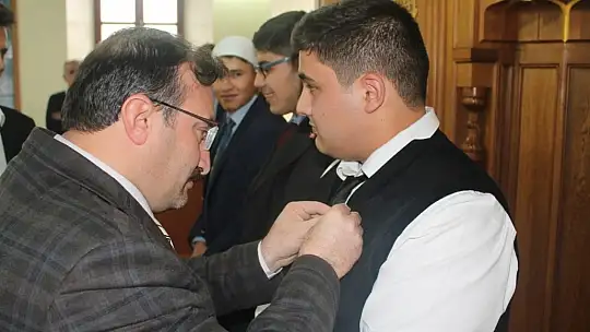 Genç Hatipler Hutbe Okuma Yarışması Emet'te Yapıldı