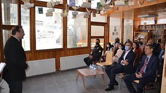 Kütüphaneler Haftasında En Çok Kitap Okuyan 5 Çocuğumuza Ödül