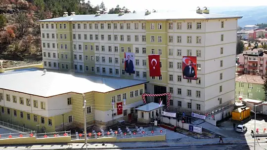 Bakan Kasapoğlu Emet KYK Yurdu'nun Açılışını Gerçekleştirdi