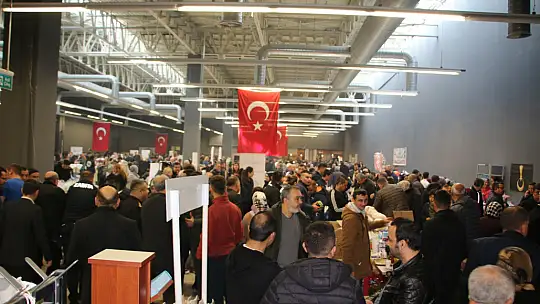 Emet Deprem Kermesinde Yerini Aldı