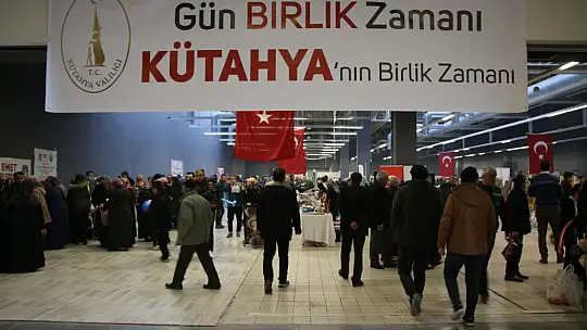Emet Deprem Kermesinde Yerini Aldı