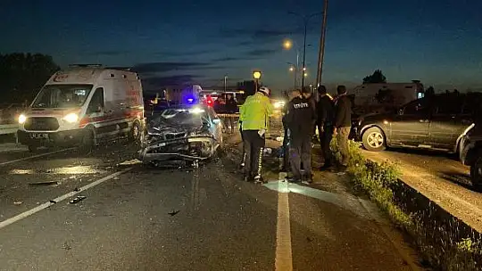 Kütahyada bir kaza daha 1 Ölü 2 yaralı