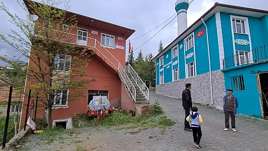 Bu Köyden Erdoğan'a Yüzde 99 Destek VİDEOLU