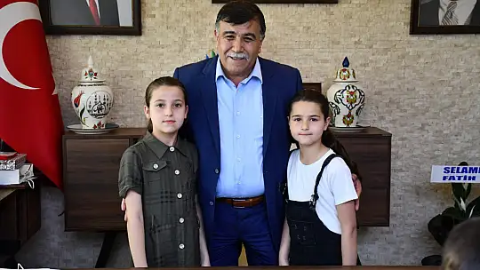 Emet'te 10 yaşına gelen 'Hoş geldin bebekleri' buluştu
