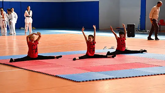 Emet'te 19 Mayıs coşkusu