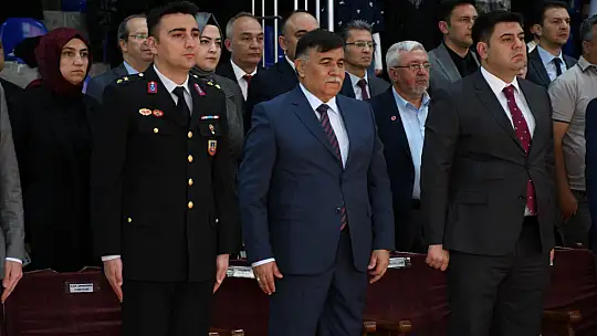 Emet 19 Mayıs'ta Meydan Gençlerin