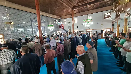 Emet Yeniceköy'de 2 Bin Kişilik Hayır Yemeği