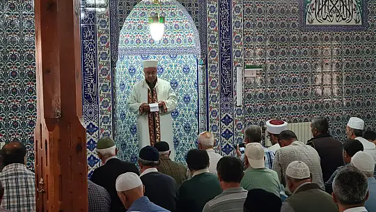 Emet Yeniceköy'de 2 Bin Kişilik Hayır Yemeği