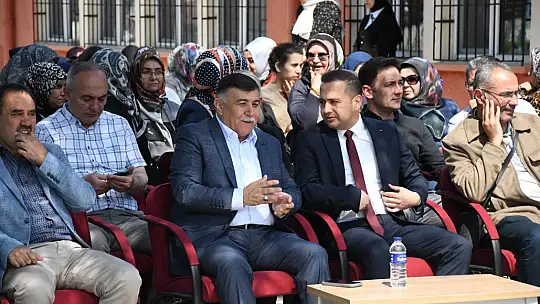 Emet Halk Eğitim Merkezi 'nden Yıl Sonu Sergisi