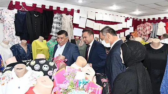 Emet Halk Eğitim Merkezi 'nden Yıl Sonu Sergisi