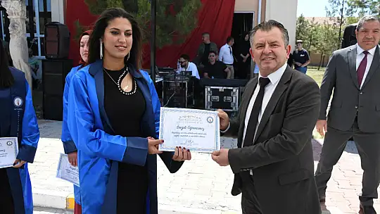 Emet MYO'da 132 Öğrenci Mezun Oldu