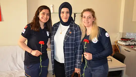 Emet Belediyesi 8 Mart Dünya Kadınlar Gününü Unutmadı