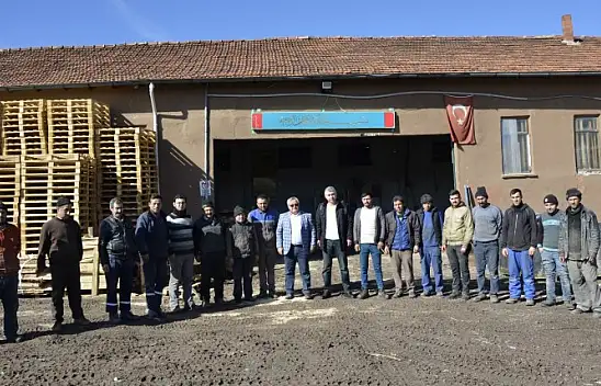 EMETLİ İŞÇİLER BUGÜN ASKERLERİMİZ İÇİN ÇALIŞTILAR