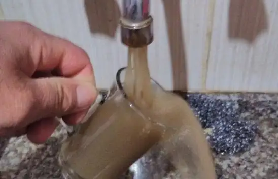 SU YERİNE MUSLUKLARDAN ÇAMUR AKIYOR Videolu Haber