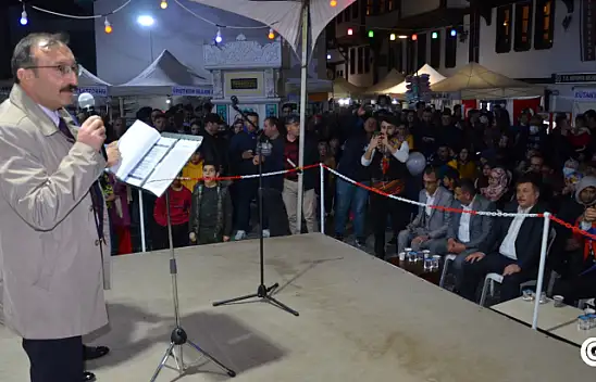 Kütahya Germiyan Sokağında Gazi Emet Gecesi