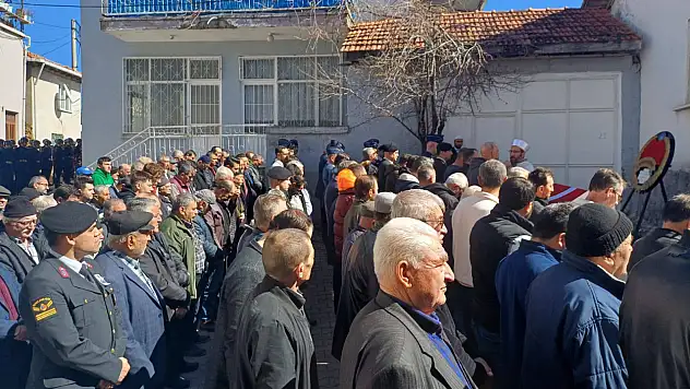 Emekli Astsubay Son Yolculuğuna Uğurlandı