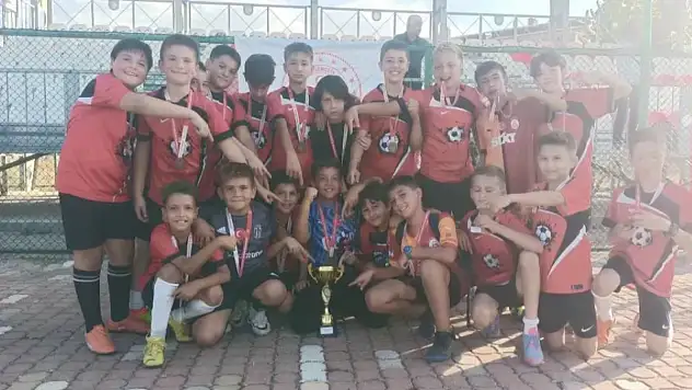 Emet Adım Adım Başarıya