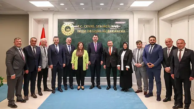 Emet'e 9 Milyon Tl ve 1 Arazöz Destek