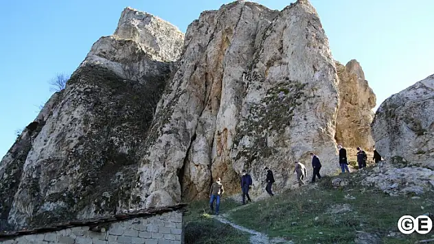 Emet'teki kont drakula efsanesi film olabilir mi?