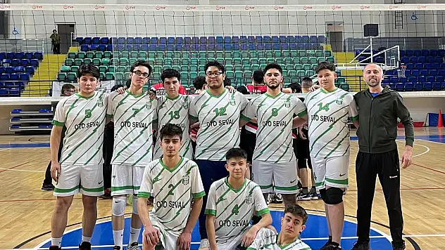 Emetspor Voleybolda Erkeklerde İl İkincisi