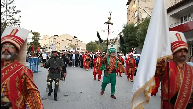 Gazi Emet Halk Gazilik Unvanı Ve İstiklal Madalyası İstiyor