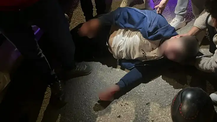 Motosiklet Otomobile Çarptı