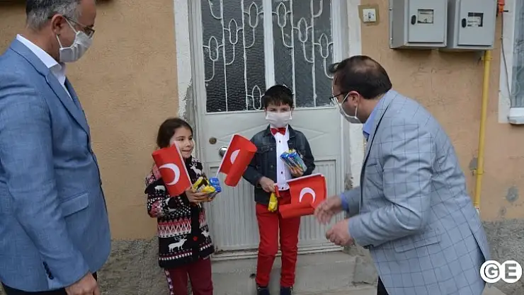 23 Nisan 'da Evde Kalan Çocuklarımız Unutulmadı