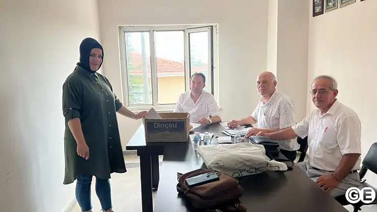 Ak Parti Emet'te 'Temayül' yokladı