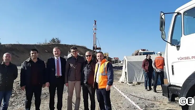 AK Parti İl Başkanı Ceyhun Heyelan Yaşanan Yolu İnceledi