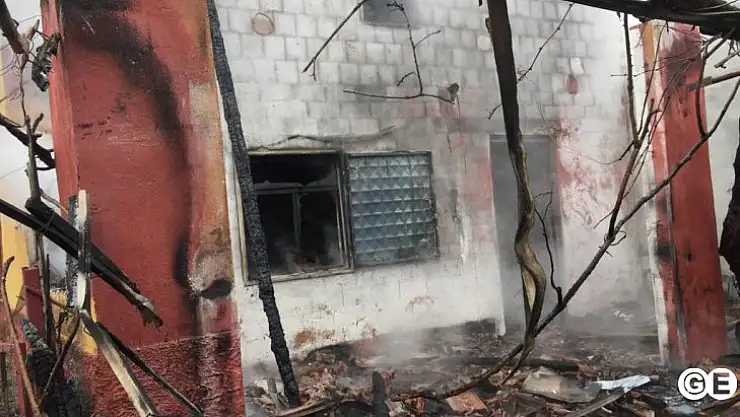 Çayevini Yüksek Voltaj Mı Yaktı?