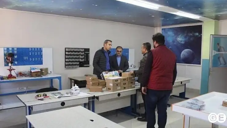 Emet Ashaboğlu Robotik Kodlama Turnuvasına Katılacak