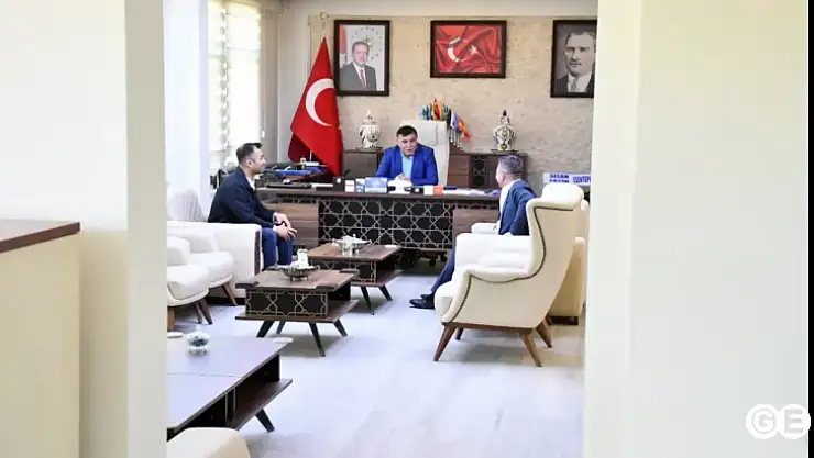Emet Belediyesinde şeffaflık makamdan başladı